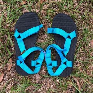 Teva Universal Sandal
